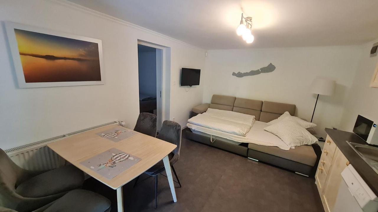 King Kong Kapitany Vendeghaz Apartment Fonyod ภายนอก รูปภาพ